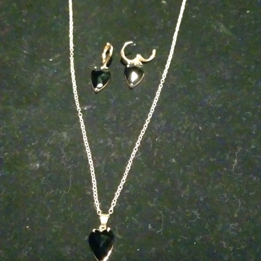Heart necklace set